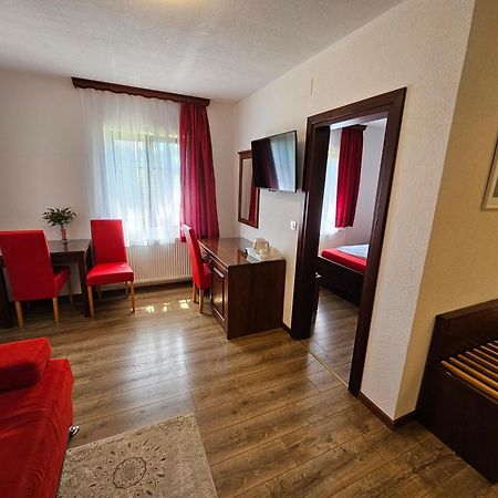 Pansion Breza Hotel Plitvicka Jezera Luaran gambar