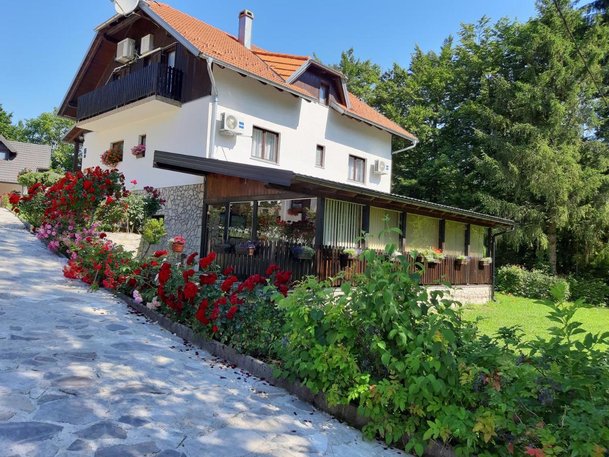 Pansion Breza Hotel Plitvicka Jezera Luaran gambar