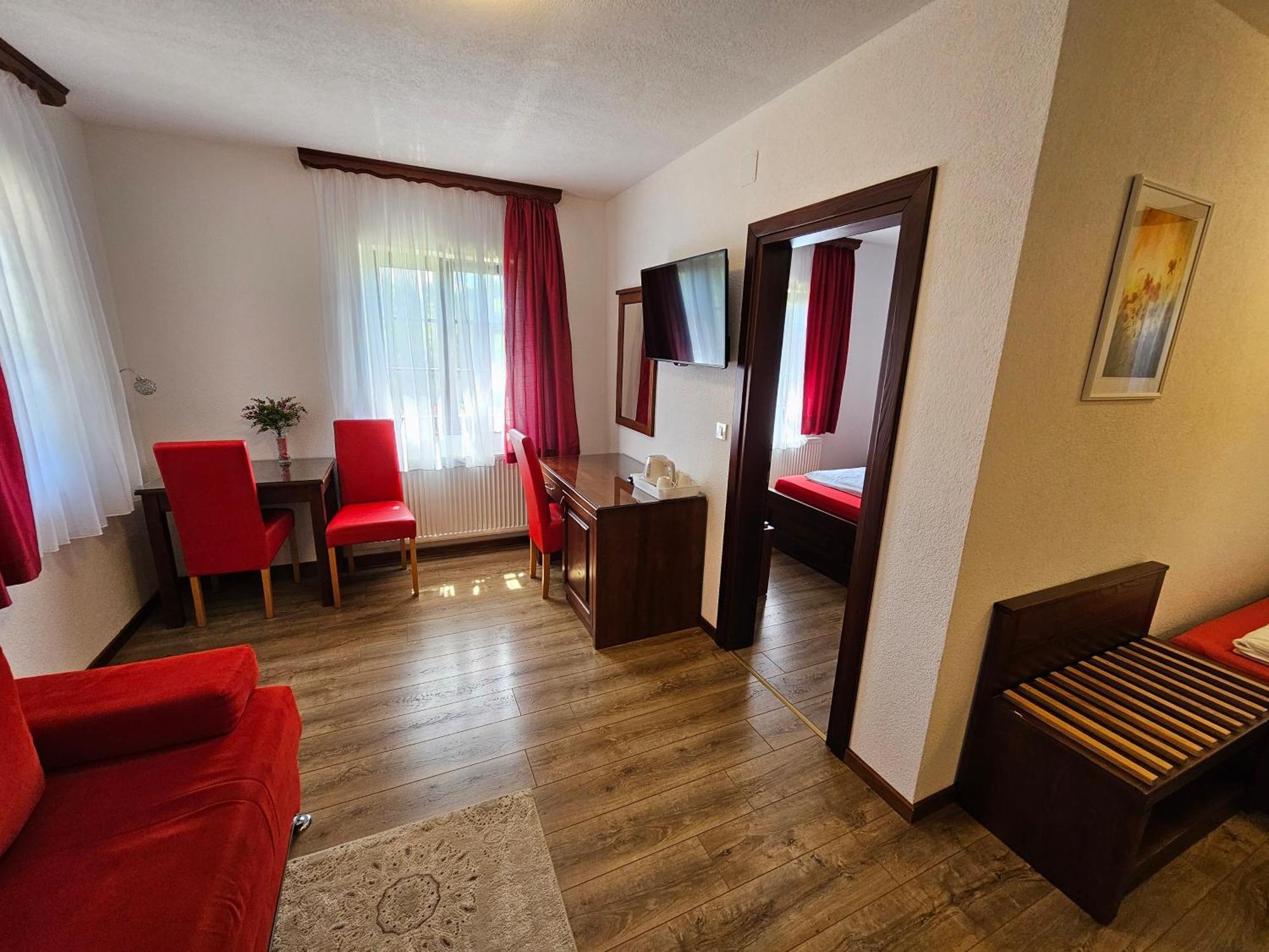 Pansion Breza Hotel Plitvicka Jezera Luaran gambar