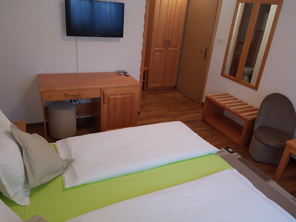 Pansion Breza Hotel Plitvicka Jezera Luaran gambar